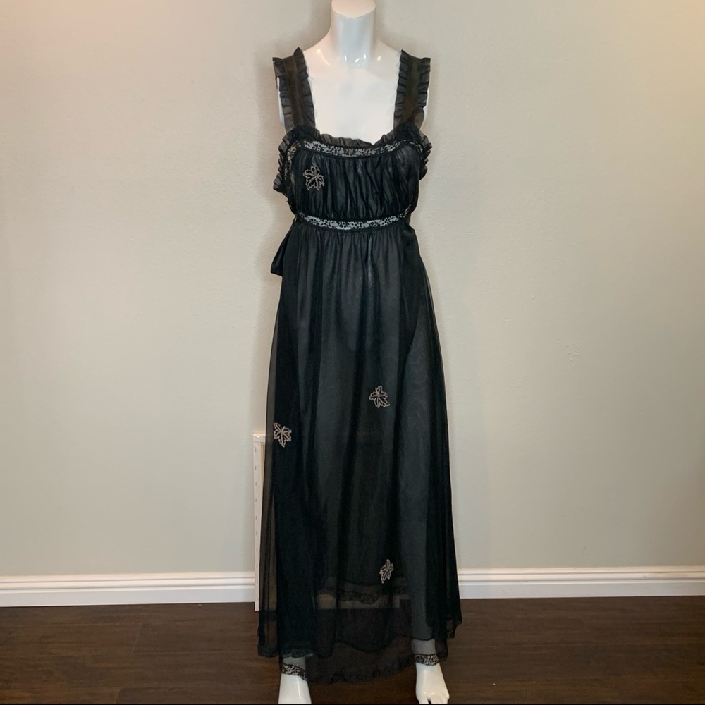 Mojud Nylon Peignoir Black